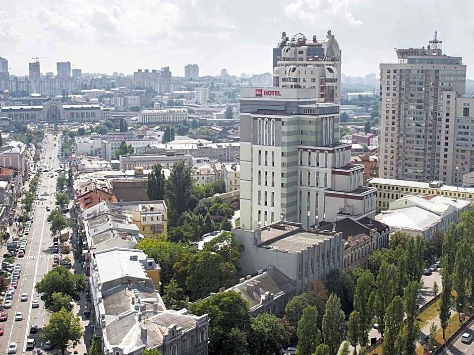 ibis Kyiv City Center