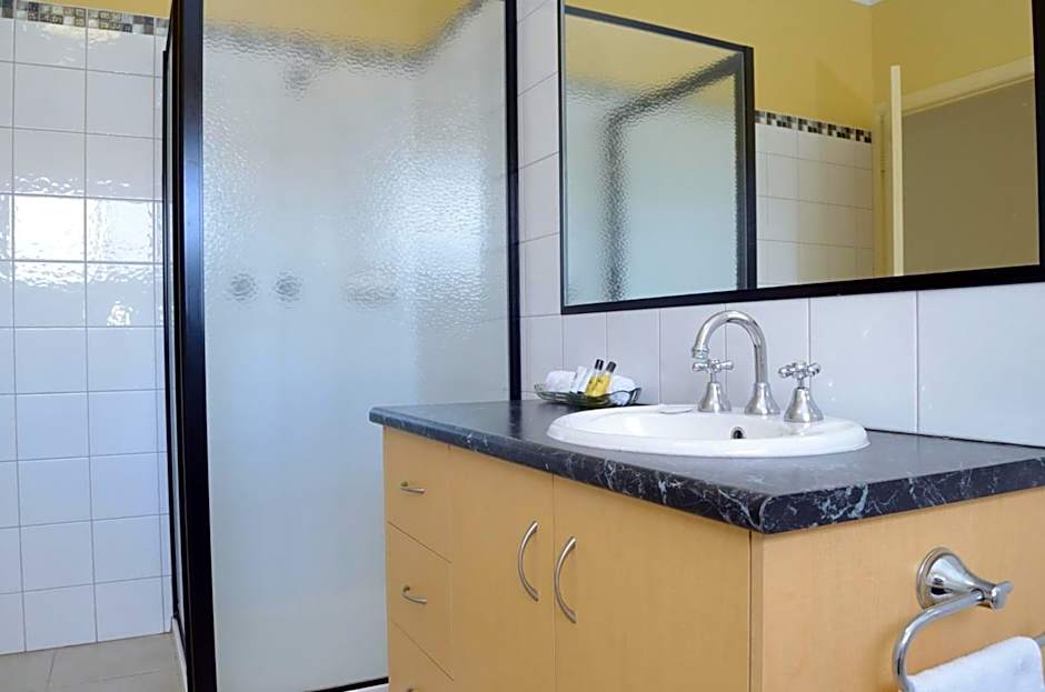 Sportsmans Motor Inn