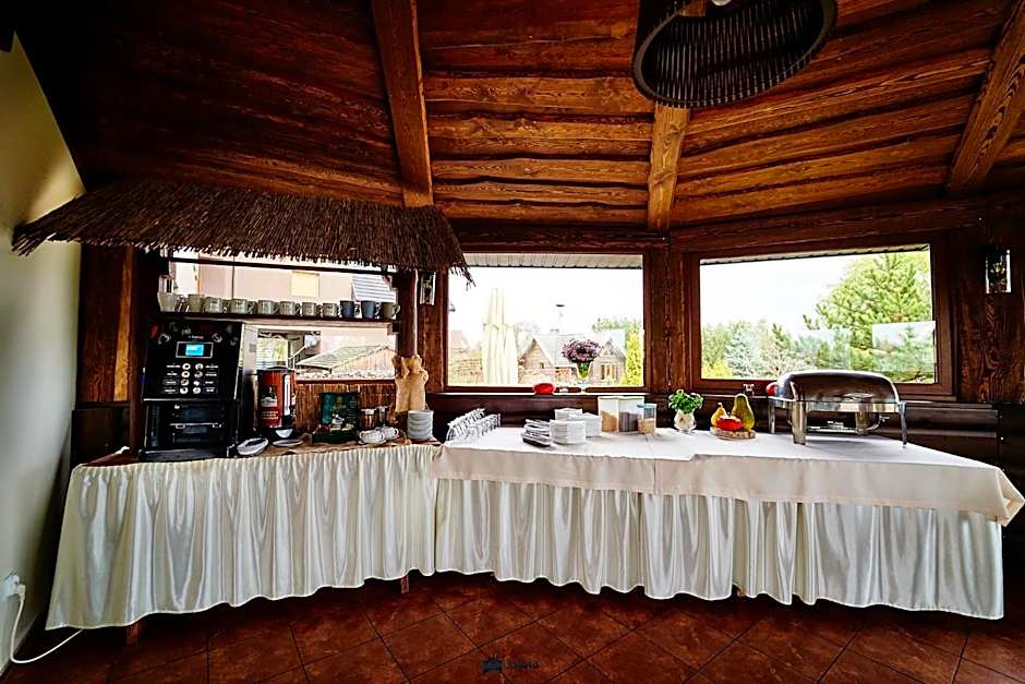 Gościniec pod Strzechą