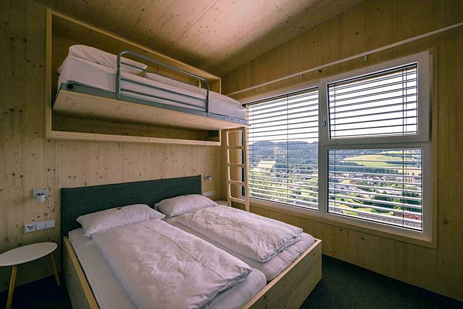 Karlingerhaus Hotel Hostel Home