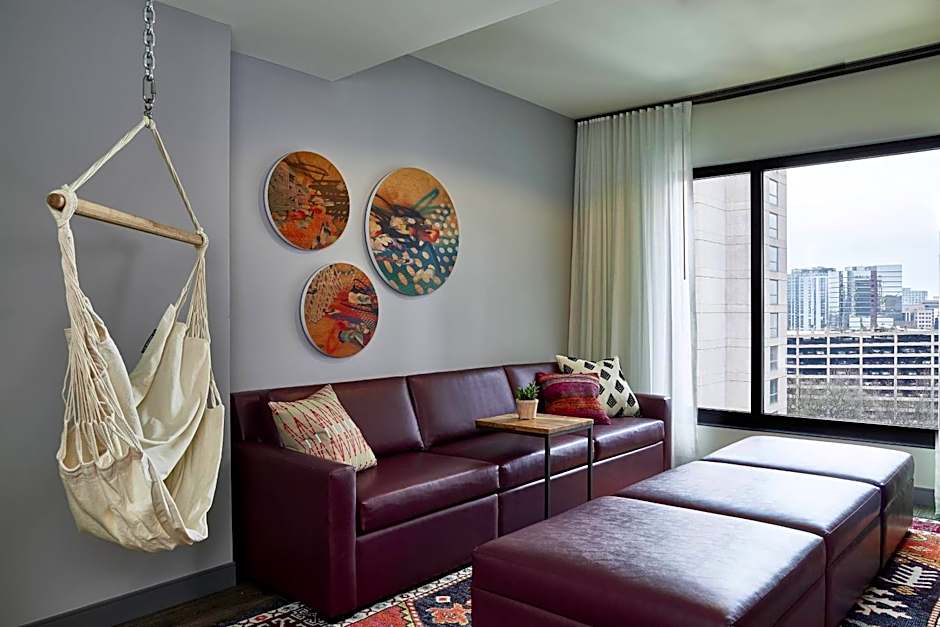 Moxy by Marriott Atlanta Midtown