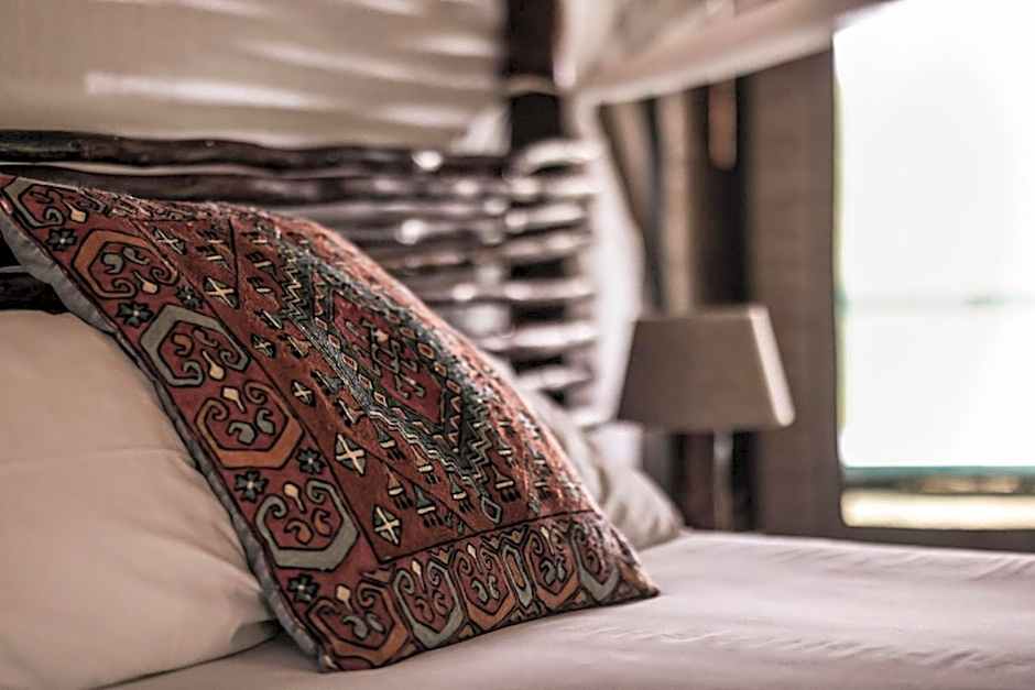 Muweti Bush Lodge