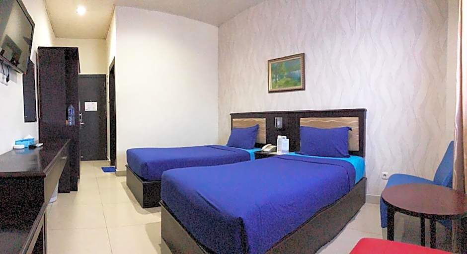 Grand Sari Hotel