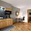 Days Inn by Wyndham Kill Devil Hills Oceanfront - Wilbur