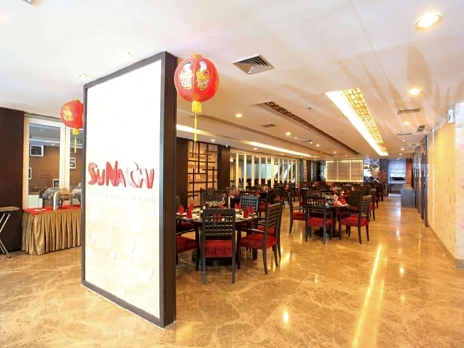 CLARO KENDARI (ex. Grand Clarion Hotel & Convention)