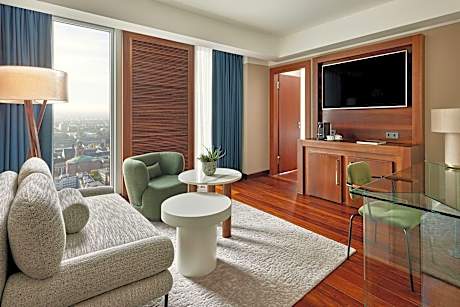 Grand Deluxe Suite, Suite, 1 King