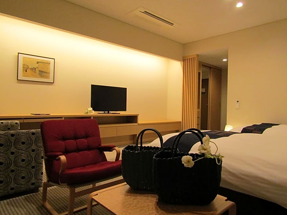 Japanese Style Hotel Isomura