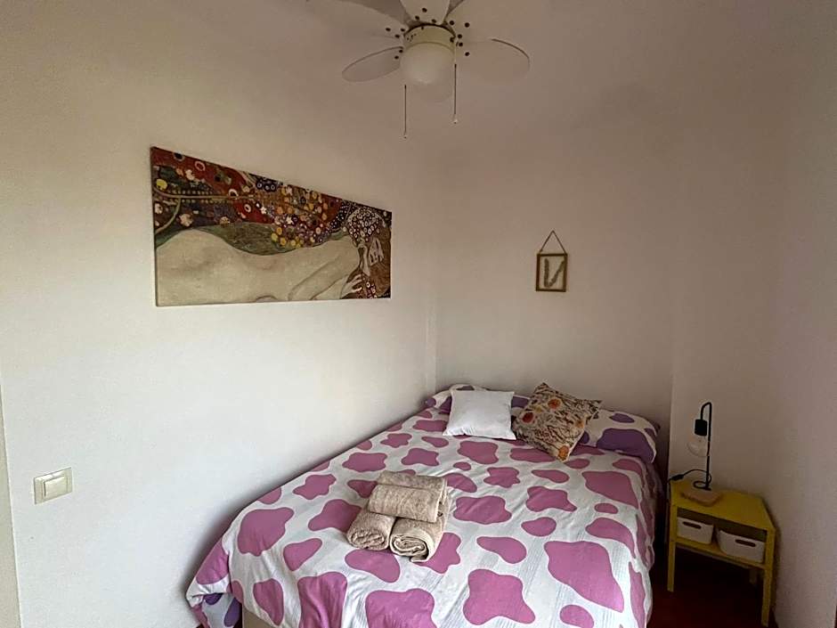 Private Double Room in a Shared Penthouse with Patios