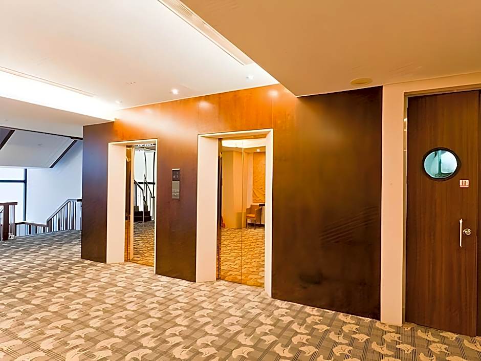 The Loft Seaside Suite