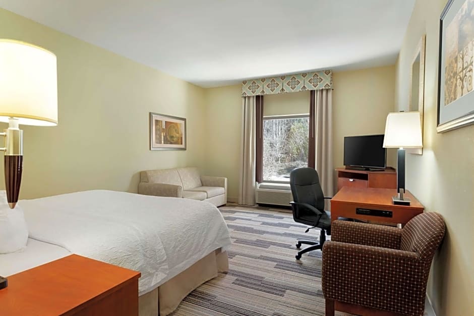 Hampton Inn & Suites Birmingham Airport Area