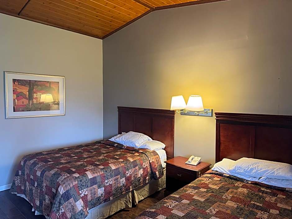 Town & Country Motel