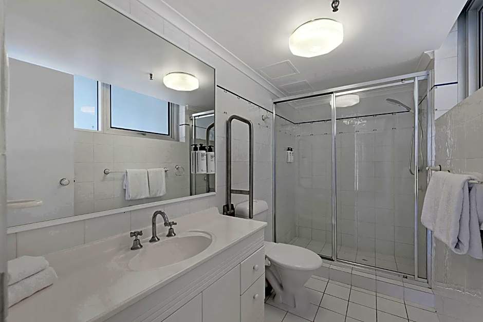 ULTIQA Beach Haven on Broadbeach