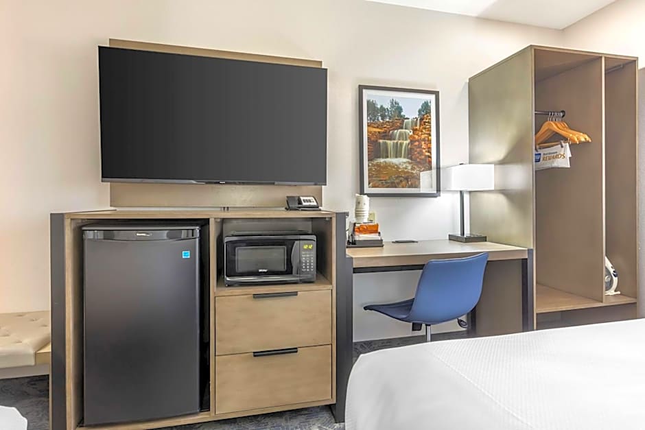 Best Western North Side Inn