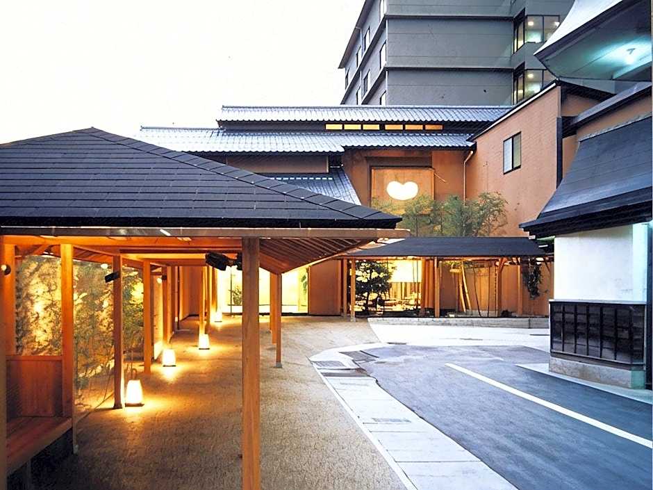Ryotei Yamanoi Hotel