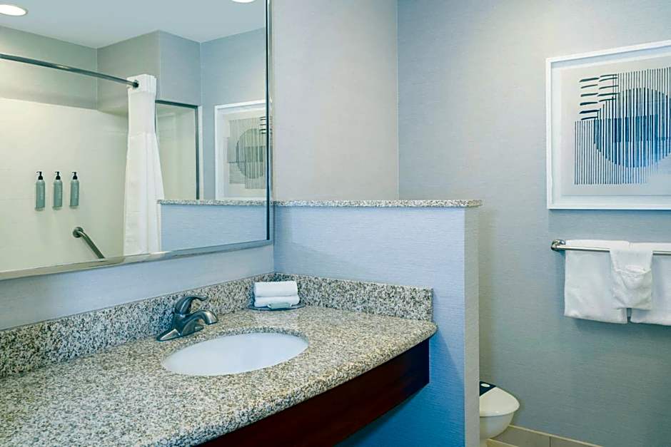 Courtyard by Marriott Columbus New Albany