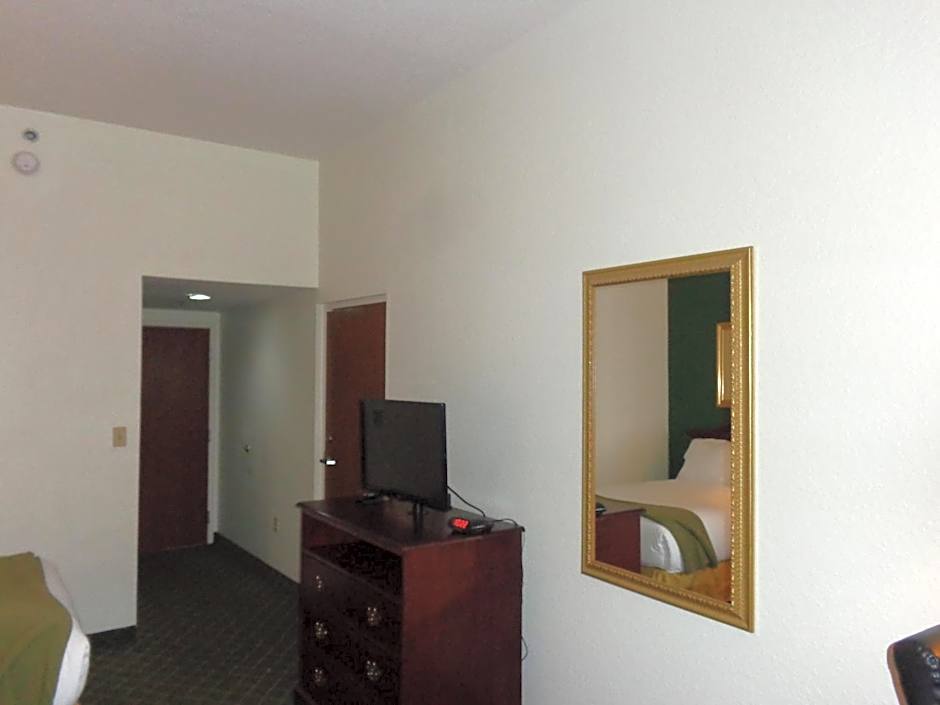 Ruskin Inn Tampa-Sun City Center