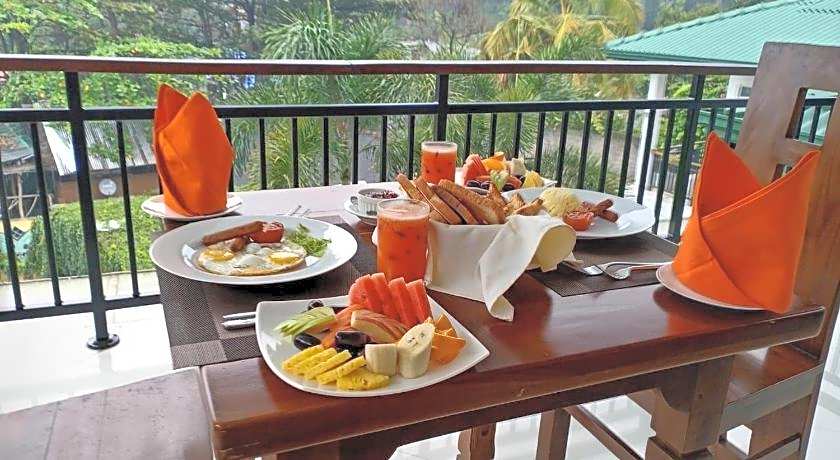 Hotel Travellers Nest