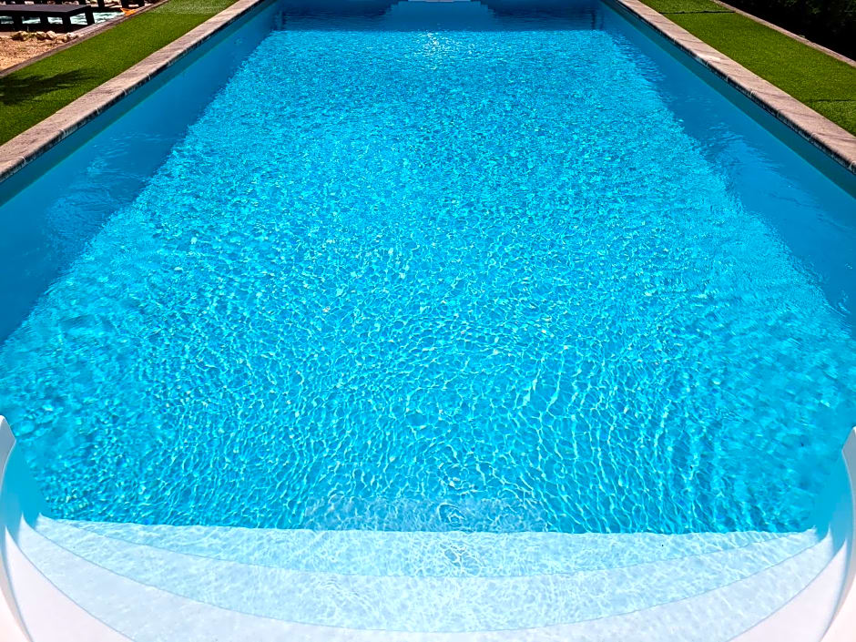 Chambre Bordeaux, piscine et spa