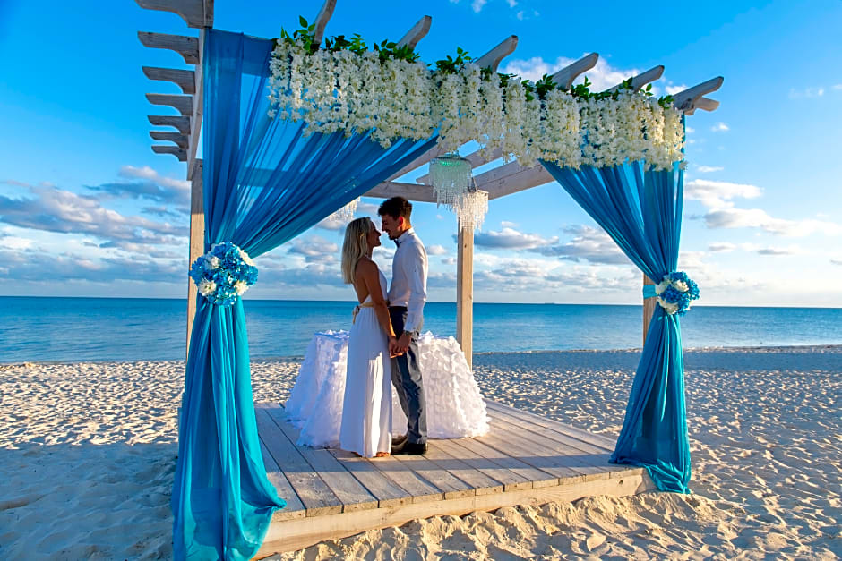 Viva Fortuna Beach by Wyndham, A Trademark All Inclusive