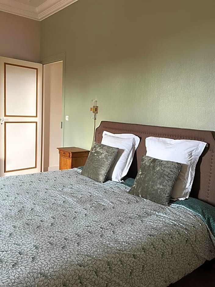 Les chambres d'Omaha Beach Etablissement avec deux chambres d'hôtes, petit-déjeuner compris fait-maison et produits locaux