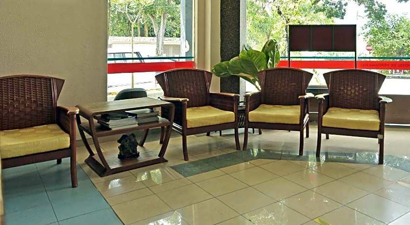 Super OYO 44036 Hotel De Perdana Hill