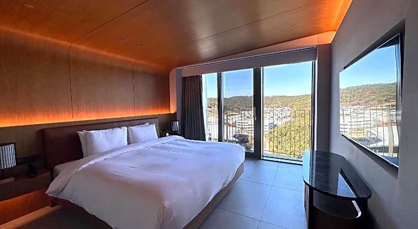 Ananti at Busan Village