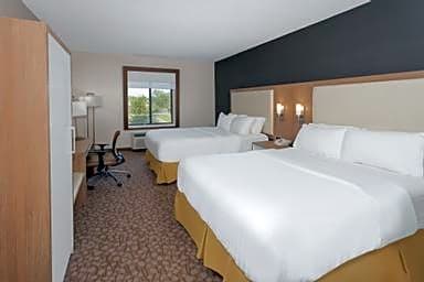 Holiday Inn Express Hotel & Suites Brookville By IHG