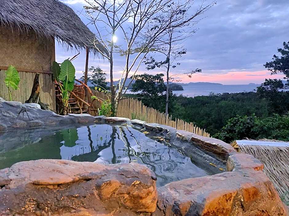 Jungle Bar Honeymoon suite & private pool