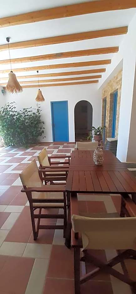 Ioanna Apartments