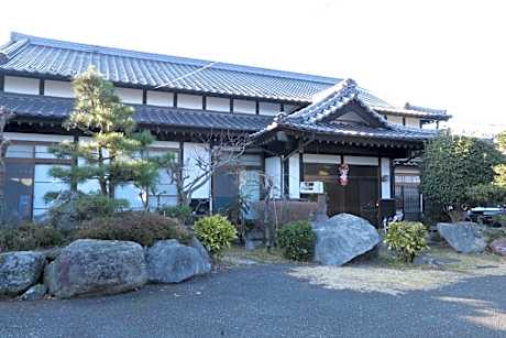 Minshuku Shiroyama
