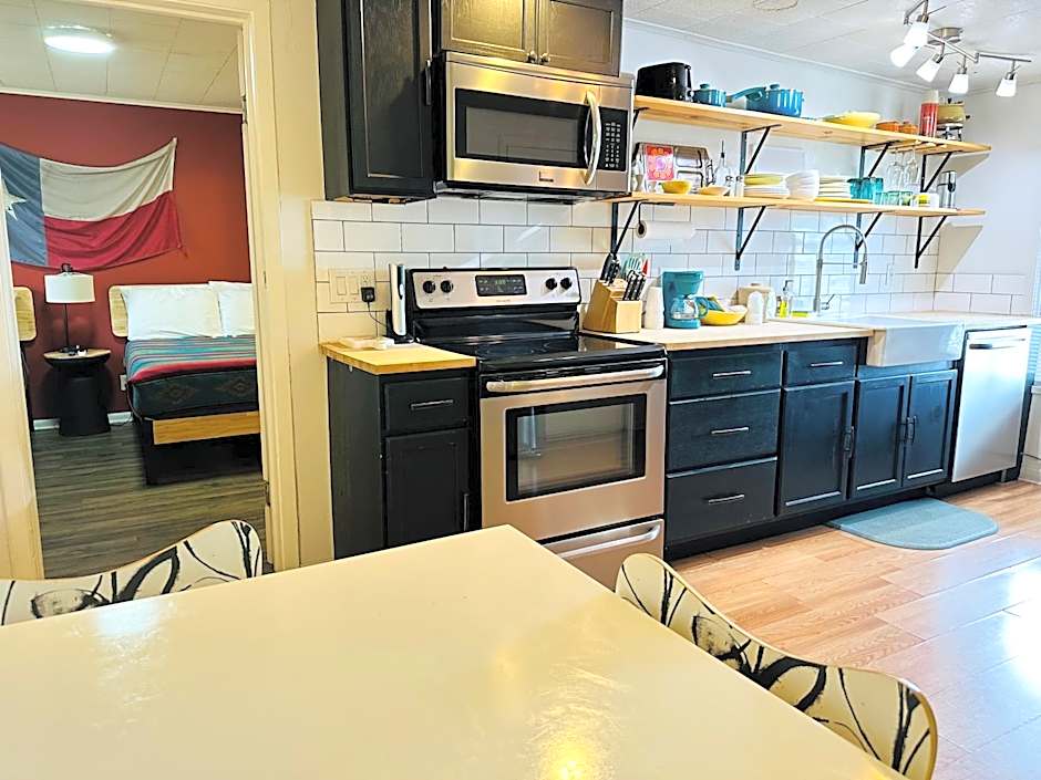 Hotel Kitsmiller on Main