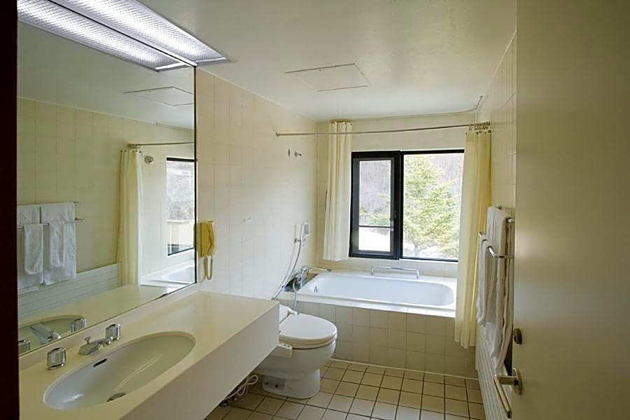 Yatsugatake Kogen Lodge