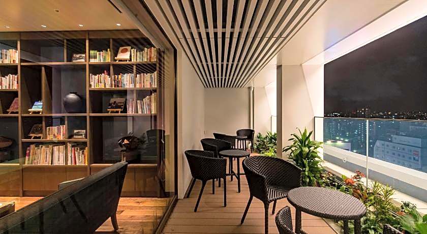 JR Kyushu Hotel Blossom Naha