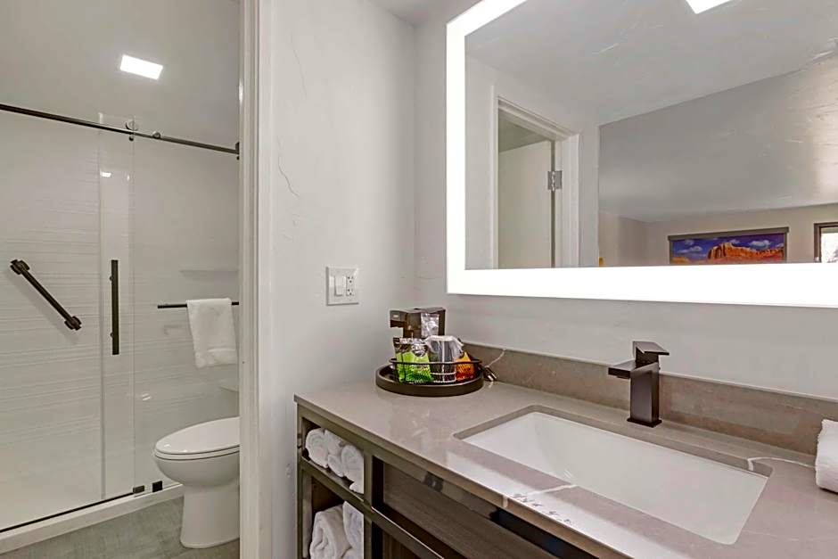 Hotel Blue 66, BW Signature Collection