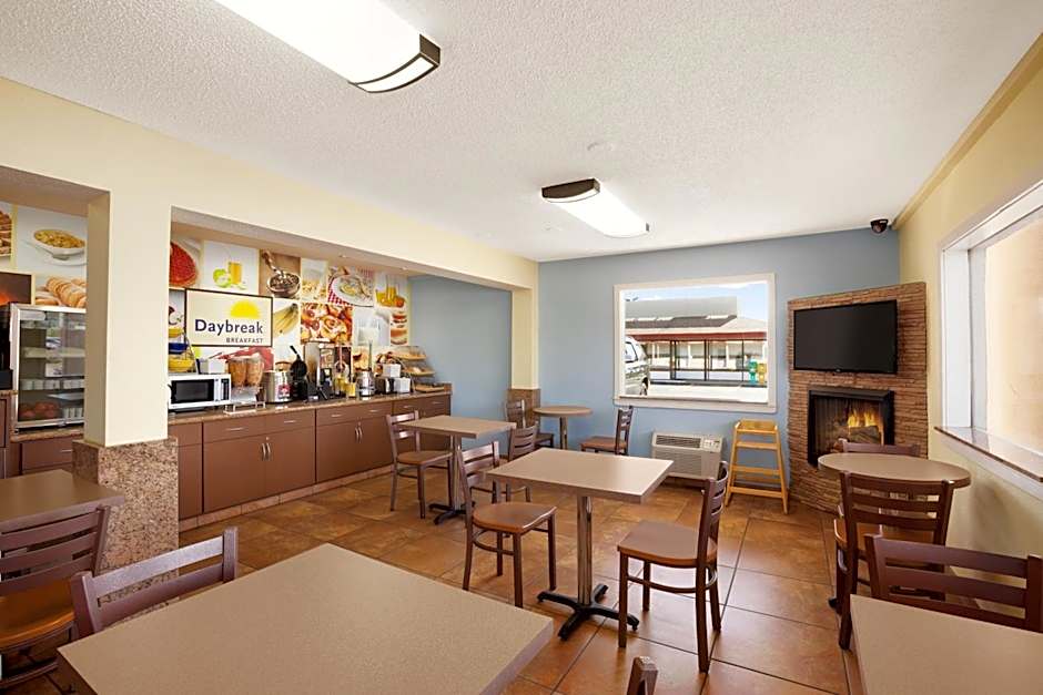 Days Inn by Wyndham Champaign/Urbana