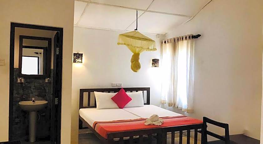 Curry Bowl Restaurant & Turtles Rest