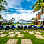 De Sapphire Cliff Villa by Danapati