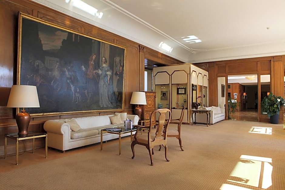 Hôtel du Grand Lac Excelsior