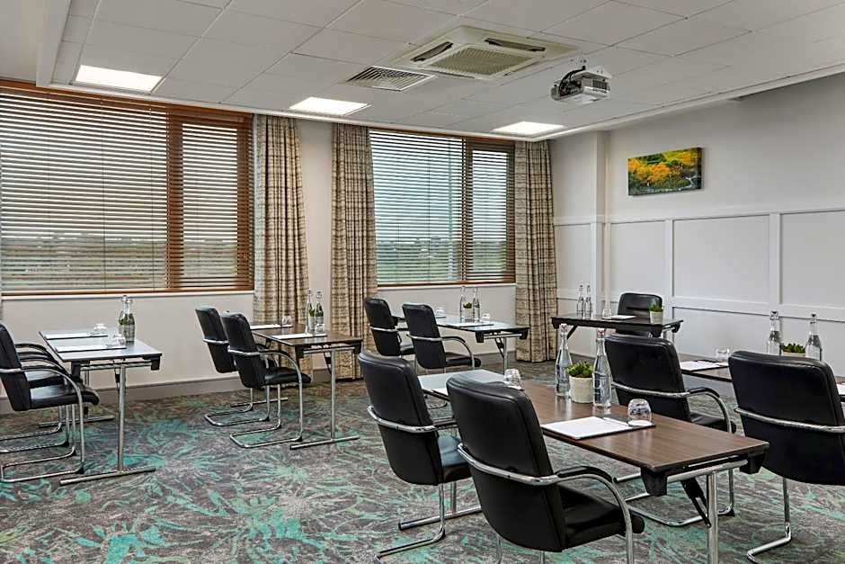 Crowne Plaza Dublin Blanchardstown By IHG