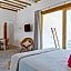 Punta Blanca Beachfront Suites
