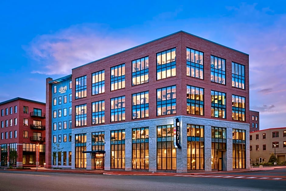 Aloft Portland Maine