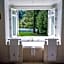 Huka Lodge, Beckons