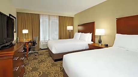 2 Queen Beds Ns With Bath