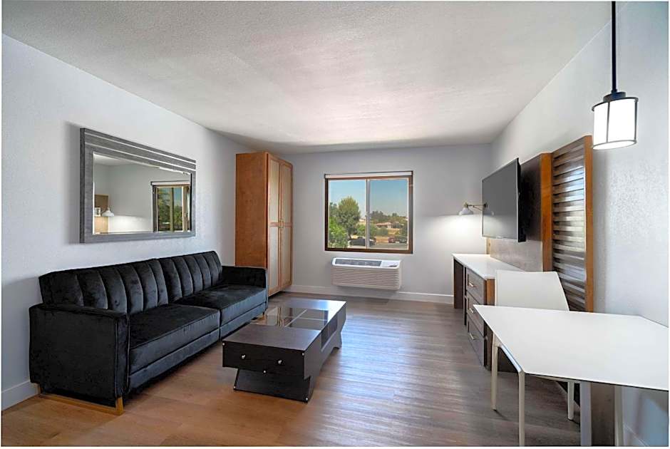 MainStay Suites Moreno Valley Near March Air Reserve Base