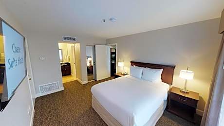 Two Bedroom Suite - Full Kitchen