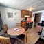 Claddagh Motel & Suites