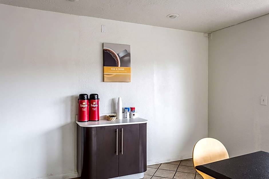 Motel 6 Albuquerque Northeast