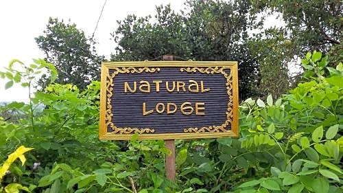 Natural Lodge 2
