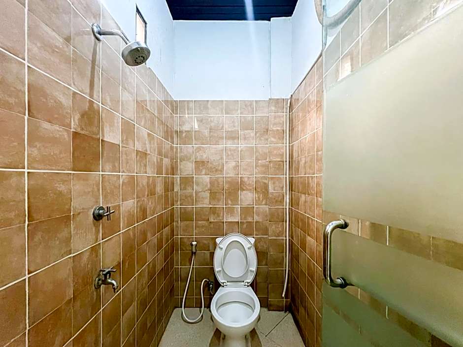 Kanha Homestay near Pantai Pandawa RedPartner