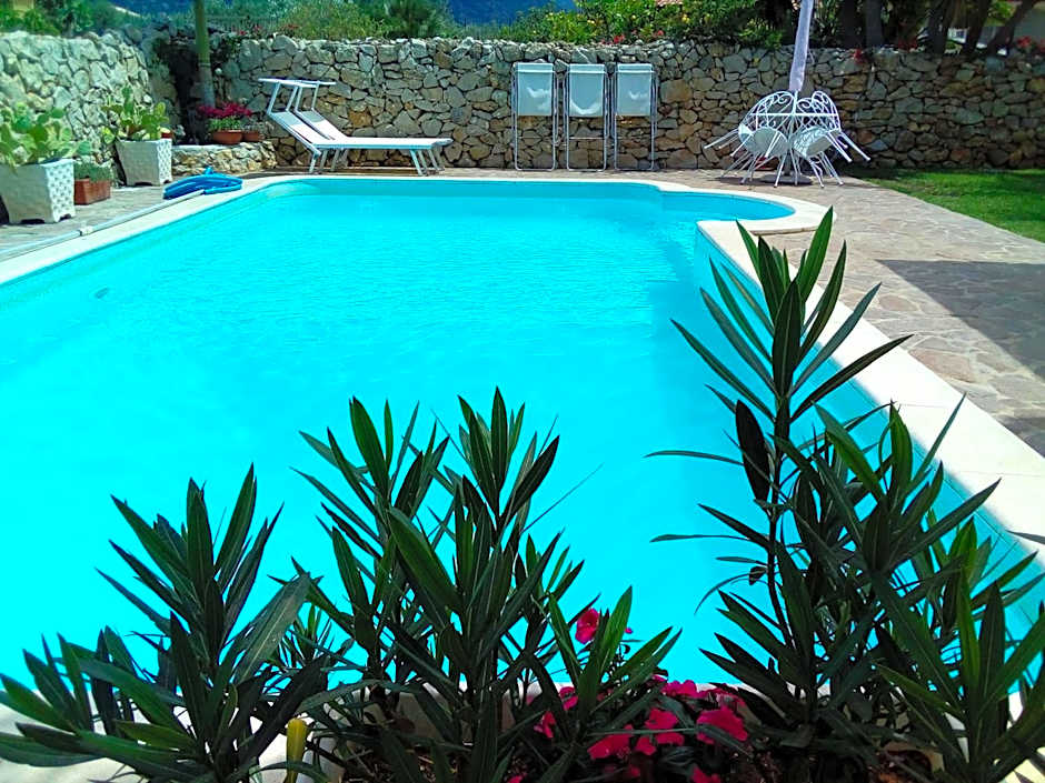 Villa Manzella piscina privata